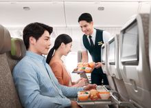 EVA Air continues to bring fresh ideas to the in-flight dining experience and this year it was selected the 1st place in SKYTRAX's “Best Economy Class Catering”.