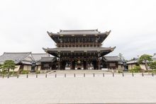 Higashi Hongan-ji Temple