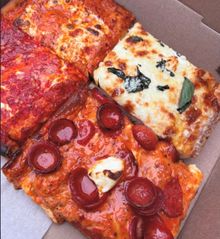 Prince Street Pizza, Chicago