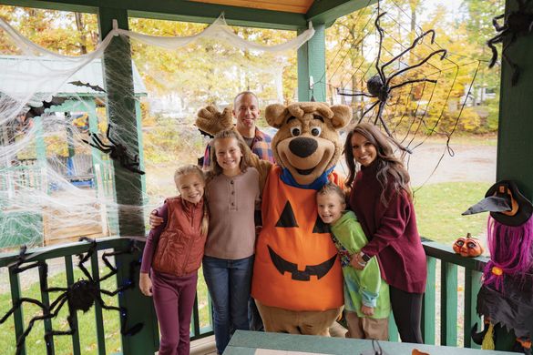 Site decorating contests and visits with Boo Boo and the other Yogi Bear characters are just a few of the many ways Jellystone Park locations make fall special for families. Site decorating contests and visits with Boo Boo and the other Yogi Bear characters are just a few of the many ways Jellystone Park locations make fall special for families.