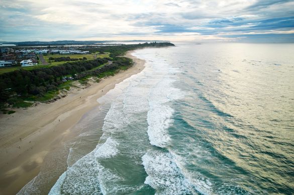 Caves Beach, Lake Macquarie Caves Beach, Lake Macquarie