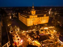 Lamberti-Markt Oldenburg vor dem Schloss Lamberti-Markt Oldenburg vor dem Schloss