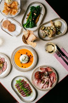  Franca’s Ristorante at Bayside Geelong Hotel & Apartments 