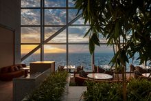 The Peak Lounge & Bar