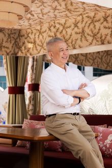 Intuitive energy healer Franz Polanen Darmasada in residence