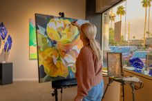Live artist demonstrations, like this one at The Marshall Gallery, delight guests during the weekly ArtWalk in Old Town Scottsdale's Arts District. 