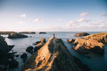 Auf dem Wanderweg rund um die Insel