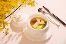 Double-boiled Bamboo Pith and Fungus with Egg White Bird’s Nest