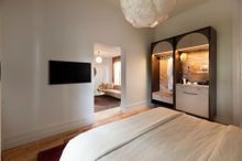 The Queenscliff Hotel (Phoenix Palm Suite)