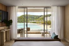 The Sundays Balcony Room - Hamilton Island - Great Barrier Reef - Whitsundays - Australia