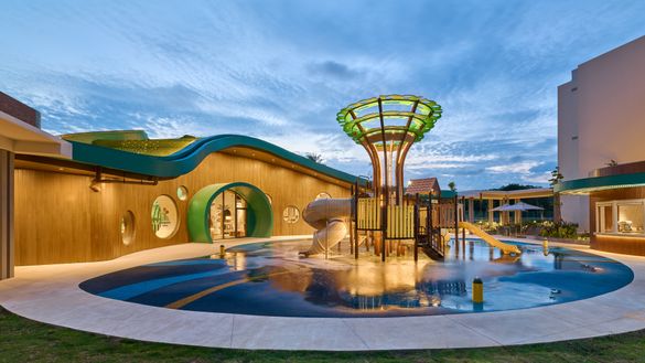 Holiday Inn Resort Bintan Lagoi - Exterior