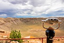 Meteor Crater Opens Floor Tours to Hikers