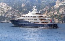 Trideck yacht in the Amalfi Coast