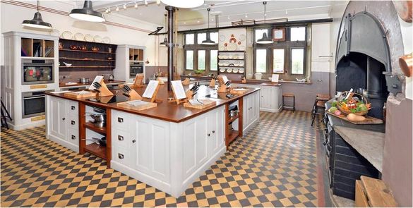 Cooks: The Carlton School of Food
