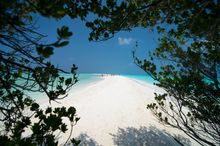 Kuramathi Island Resort Sandbank