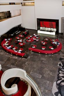 Hilton Brisbane, Vintaged Bar