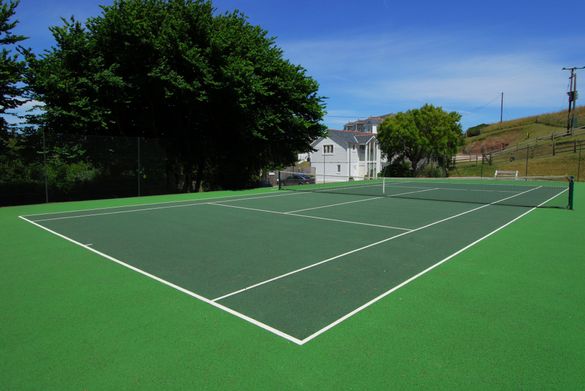 All-weather tennis court used by guests staying at 1 Garden Apartment and 7 Prospect House