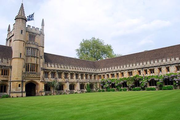 Magdalen College, Oxford is ideal for solo travellers and breakfast is served in the Medieval hall – you may even bump into a pr