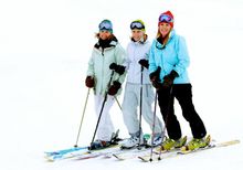 Snow Goddess Retreats - Skiing Girls