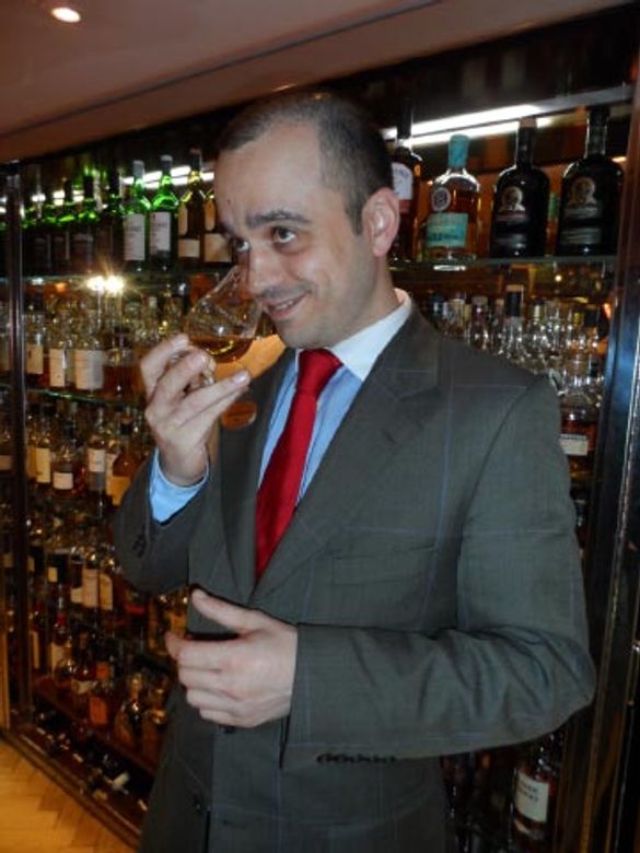 Whisky Sommelier Ivo Silva - enjoying a wee dram of The Athenaeum