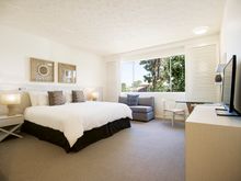 Oaks Oasis' Hotel King Room