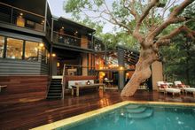 Pretty Beach House 