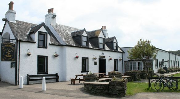 Dating back to 1680, The Galley of Lorne Inn was a Drovers Inn, the first stop to market for farmers from the Isle of Jura who s