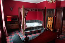 The Drovers Inn - In one room you will find the Duke of Argyll's original bed next to a Jacuzzi bath.