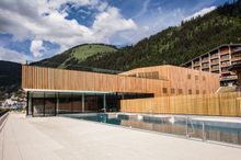 Chatel’s  new Forme d’O aquatics centre