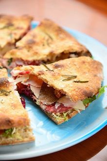 InterContinental Hong Kong's Lobby Lounge - An Authentic Slice of Italy - Pizza Scrocchierella 
