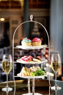 Edinburgh's Signet Library hosts a pop-up Pommery Champagne Cafe Bar during the festivals
