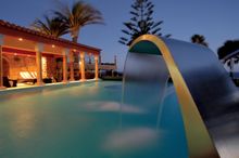 Pool & Wellness Suite