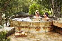 Peninsula Hot Springs - Peppers Moonah Links 