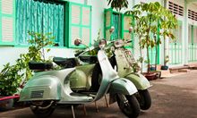 Vespa, Saigon, Vietnam