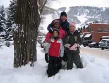 The Allen family skiing with HomeExchange.com