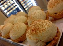 Banoffi Sweet Tart tempts the taste buds at this famous pie shop on the TCP Good Food and Wine Tour.