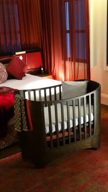 QT King Deluxe Room with Designer Cot