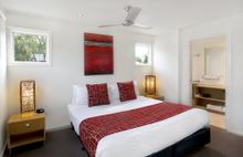 Curlewis Villa Master Bedroom