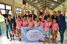 Donation moment at Bang Lamung Home for Boys
