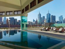 Jacuzzi, The Langham Melbourne.