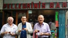 Left - Nino Pangrazio (of pellegrinis) Middle: Bruno Gambacorta  Right: Sisto Malaspina (of pellegrinis)