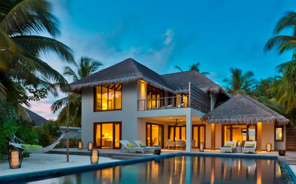 Central villa of Three-Bedroom Beach Residence