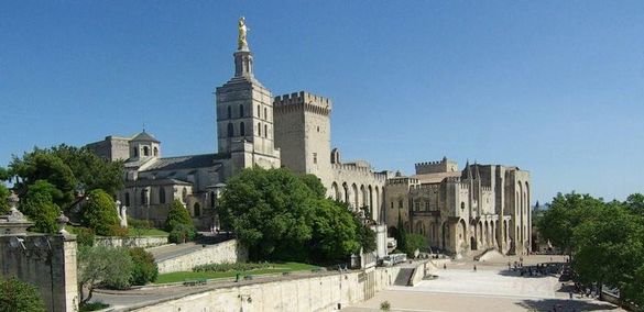 Barge Cruise: Avignon to Sète