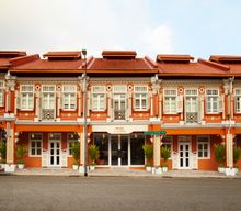 Naumi Liora - Facade Day