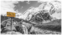 'This way to Everest' image