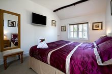 Meadowview Cottage, Trelash:  Master bedroom super king bed