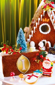 InterContinental Hong Kong - Gingerbread Bricks to Benefit New Life Psychiatric Rehabiliation Association