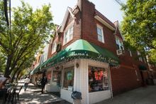 Leos Latticini, Queens NYC