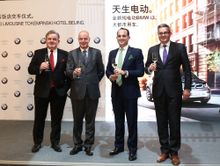 (from left to right)  Gerhard E. Mitrovits, Managing Director of Kempinski Hotel Beijing, Karsten Engel, President and CEO of BM
