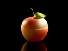 Apple of Love from COCO’s limited collection of Valentine’s Goodies